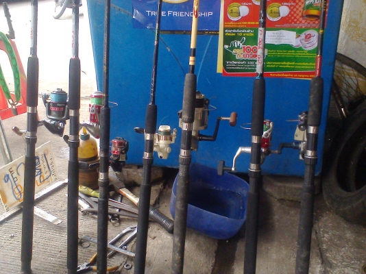 รอกตกปลา