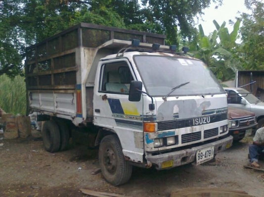 ขายรถดั๊มพ์ 6 ล้อ ISUZU 110 แรงม้า