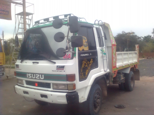 ขาย ISUZU Rocky  195 ดั๊ม