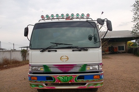 ขายรถ HINO 6 ล้อ FF177 หัวสิงห์ไฮเทค เครื่อง EH700/168 แรง ติดเครนท้องวี 3.7 ตัน ยาว 7.20 เมตร กระบะเนียม กว้าง 2.45 เตร เบรคทิฟฟี่ พวงมาลัยเพาเวอร์ พร้อมแอร์หนาวเย็น ขายรถ HINO 6 ล้อ FF177 หัวสิงห์ไฮเทค เครื่อง EH700/168 แรง ติดเครนท้องวี 3.7 ตัน ยาว 7.20 เมตร กระบะเนียม กว้าง 2.45 เตร เบรคทิฟฟี่ พวงมาลัยเพาเวอร์ พร้อมแอร์หนาวเย็น