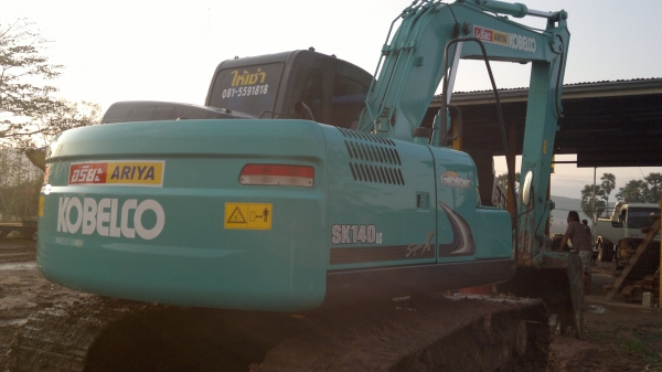 ขายรถแม็คโค KOBELCO รุ่น SK140LC-8 (SUPER) X   YP09-5226