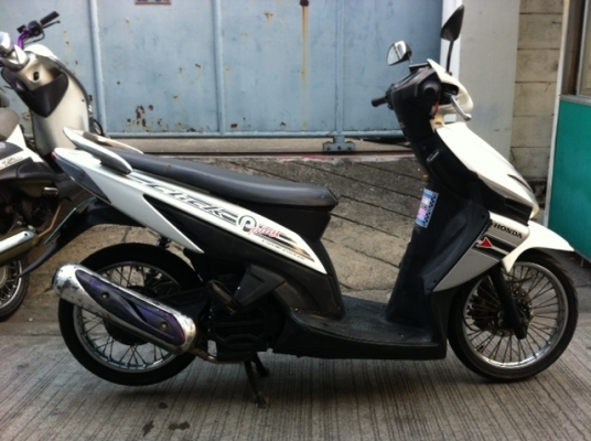 ขายHonda Click ปี 2007 / สภาพดี ขายถูก / พรบ ไม่ขาด ขายHonda Click ปี 2007 / สภาพดี ขายถูก / พรบ ไม่ขาด