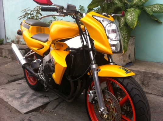 ขาย hOnda Cbr 250 4 สูบ แต่ง สตั้นโหดๆ ทะเบียนแท้ๆ สภาพสมบูรณ์ทั้งคัน