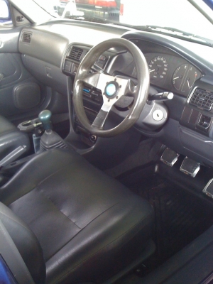 ปี 1996 โตโยต้า โคโรล่า GXI ใช้เงินดาว์นแค่ 5,000 บาท เท่านั้นจริงๆ พ.เพเวอร์ เบาะหนัง ล้อแม็กขอบ 15 รถเจ้าของเดียวตั้งแต่ออกห้าง สภาพดีสีเดิม ภายในภายนอกสวยมาก เครื่องช่วงล่างดี แอร์ เย็นเจี๊ยบ เครื่องเสียงพร้อม ซื้อไปใช้ได้เลยไม่ต้องไปซ่อมเพิ่มเติมรับปร