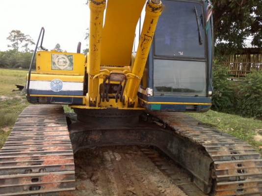 รถแบคโฮ KOBELCO 200 - 3 มัคที ยูตานิ สนใจติดต่อ 081 - 6079515 รถแบคโฮ KOBELCO 200 - 3 มัคที ยูตานิ สนใจติดต่อ 081 - 6079515