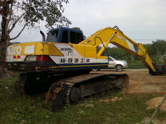 รถแบคโฮ KOBELCO 200 - 3 มัคที ยูตานิ สนใจติดต่อ 081 - 6079515 รถแบคโฮ KOBELCO 200 - 3 มัคที ยูตานิ สนใจติดต่อ 081 - 6079515