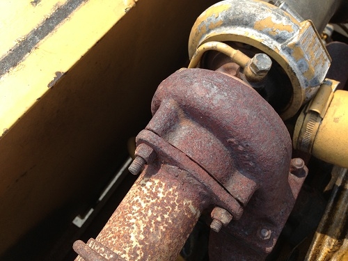 ขายรถแบคโฮ CAT 312B สภาพสวย มี VDO ครับ รถนอกนำเข้าเอกสารพร้อม ทำงาน 6000ชั่วโมง สนใจติดต่อ 081-2990958