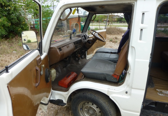 รถตู้ืnissan เกียร์คอ รถตู้ืnissan เกียร์คอ