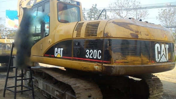 รถแบคโฮ CAT 320C 13000 ซม. สนใจติดต่อ 081 - 6079515 รถแบคโฮ CAT 320C 13000 ซม. สนใจติดต่อ 081 - 6079515