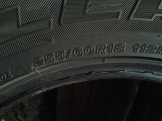 ขายยาง \% BS Dueler 684II  255/60/18 ปลายปี 10 ทั้งหมด 4 เส้น