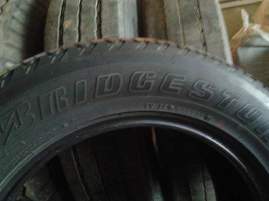ขายยาง \% BS Dueler 684II  255/60/18 ปลายปี 10 ทั้งหมด 4 เส้น