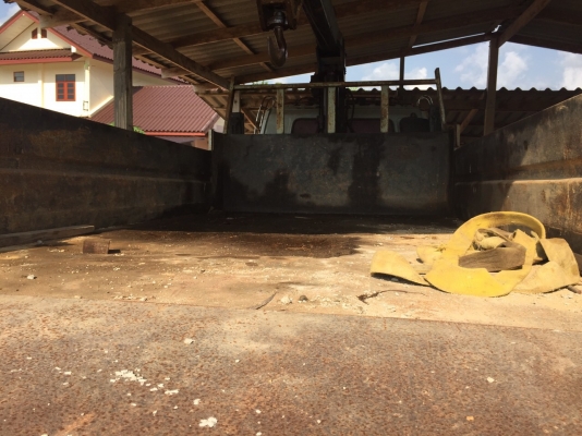 6ล้อดั้มติดเครน...175แรง เครน3.5ตัน ISUZU FRR12HA-3577226 เครื่อง 6BG1-698558 ปี2544 รถพร้อมใช้ เล่มติดมือ ภาษีไม่ขาด..