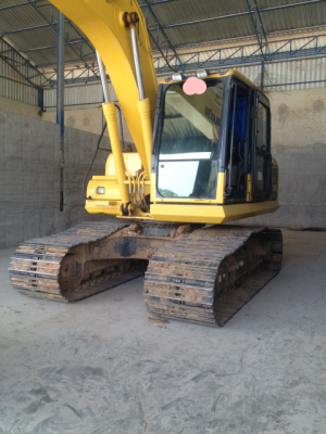 ขายรถแบคโฮ KOMATSU PC160-8 เอกสารใบแจ้งจำหน่าย 5576 ชม.ราคา 1600000