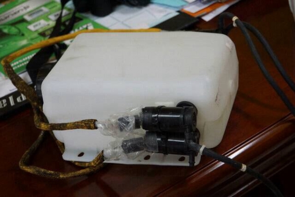 ขายถังฉีดน้ำปัดน้ำฝน ใช้ได้กับรถที่ใช้ไฟ24v