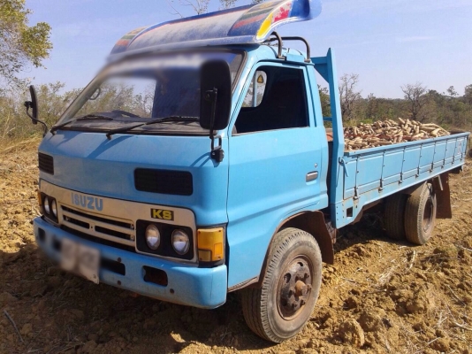 ขายรถบรรทุกหกล้อ Isuzu KS21 เครื่อง 4BE2-125 แรง หน้าF 6 น็อต เฟืองท้ายเดิม กระบะไม่ดัมพ์ช่วงยาว 4.30 เมตร ปั๊มแถว ทะเบียนพร้อม