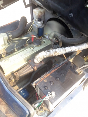 -:-*&bull;*ข า ย ร ถ ย ก นำ เ ข้ า*&bull;*-:-KOMATSU FD25-11 เครื่องดีเซล เสาสูง4เมตร งาเทได้ สนใจติดต่อ083-062-0223(ปอนด์)