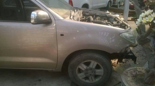 ขายรถกระบะ Toyota VIGO เครื่อง 2500 cc ปี 2005 เบนซิน CAB เครื่องเร่งไม่ขึ้น อุปกรณ์ครบ ทะเบียนพร้อม ขายรถกระบะ Toyota VIGO เครื่อง 2500 cc ปี 2005 เบนซิน CAB เครื่องเร่งไม่ขึ้น อุปกรณ์ครบ ทะเบียนพร้อม