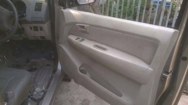 ขายรถกระบะ Toyota VIGO เครื่อง 2500 cc ปี 2005 เบนซิน CAB เครื่องเร่งไม่ขึ้น อุปกรณ์ครบ ทะเบียนพร้อม ขายรถกระบะ Toyota VIGO เครื่อง 2500 cc ปี 2005 เบนซิน CAB เครื่องเร่งไม่ขึ้น อุปกรณ์ครบ ทะเบียนพร้อม