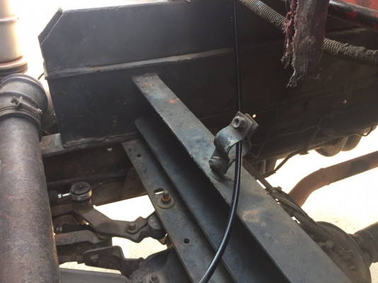 6ล้อดั้ม88แรงติดเครน2.5ตัน ISUZU NKR55EX5S-7105090 เครื่อง4JB1 ฝาขาว เดิมๆ..สภาพดี พร้อมใช้ เล่มพร้อม