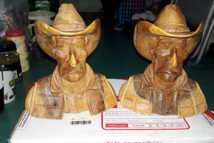 ขายตุ๊กตาไม้คาวบอยสวย