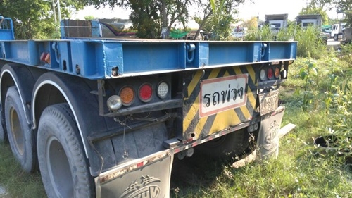 ++ ขายด่วน หางพื้นเรียบ 3 เพลา (มีระบบยกล้อ) ยี่ห้อวีไฮเทค ++ ติดต่อผู้ขายโดยตรงคุณตั้ม 081-9512529