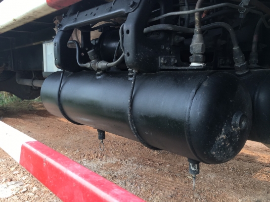 ขายด่วน รถตู้บรรทุก 6 ล้อ