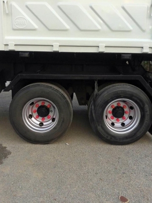 ขายรถสิบล้อ Hino FM1A 344แรง ปี55 พ่วงดั้มสามมิตร กระจกไฟฟา ภายในดำ ดั้มสามมิตร เบรคแห้งหินทราย   รถสวยพร้อมใช้งานวิ่งนอนแสนกว่าโล สภาพพร้อมใช้งาน ภายในสวย เครื่องโคตรจะสวย ยาง80\%  รถสวยจัดๆ