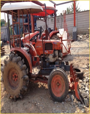 ขายรถแทรกเตอร์มือสอง