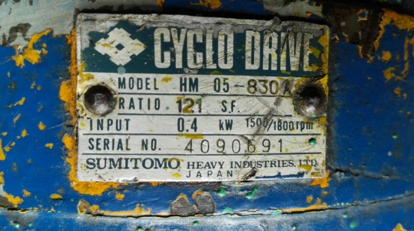 === Sold === มอเตอร์เกียร์ Sumitomo Cyclo Drive มีเบรคในตัว ขนาด 1/2 HP. 380V ทด 1:121 ทดหนักวิ่งเงียบพร้อมใช้