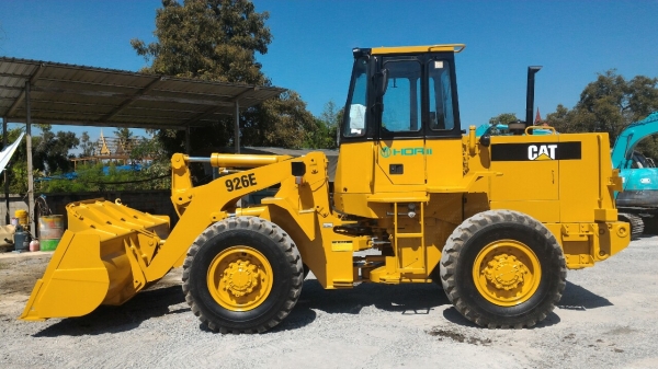 CAT 926E เก่าญี่ปุ่น สภาพดีมาก พร้อมใช้งาน โทร.090-986-2521 อ๊อบ