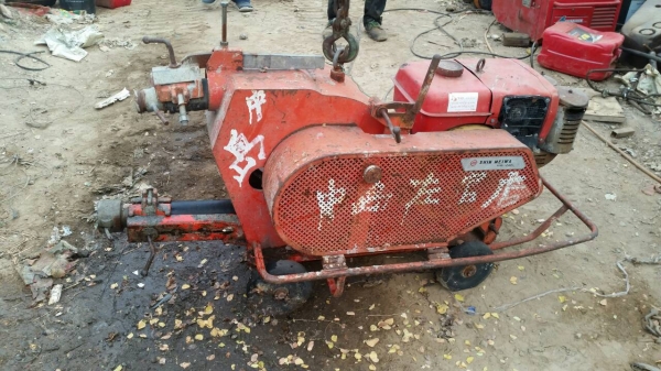 ขาย เครื่องปั้มปูน ยิงปูนคอนกรีต เข้าที่แคบใต้ตึก เครื่อง YANMAR ดีเชล สูบเดียว พร้อมใช้ ขาย เครื่องปั้มปูน ยิงปูนคอนกรีต เข้าที่แคบใต้ตึก เครื่อง YANMAR ดีเชล สูบเดียว พร้อมใช้