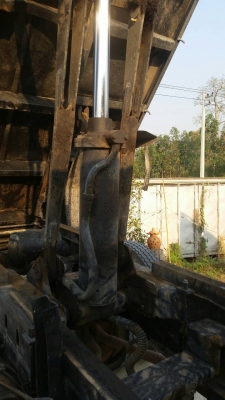 ขายรถ6ล้อดั้ม isuzu ร็อคกี้ เครื่อง6bd1 160แรง  สภาพดีพร้อมใช้  แอร์เย็น คัชซีสวย สนใจ099-2489947