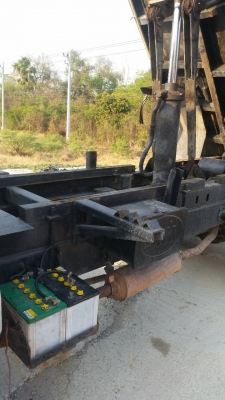 ขายรถ6ล้อดั้ม isuzu ร็อคกี้ เครื่อง6bd1 160แรง  สภาพดีพร้อมใช้  แอร์เย็น คัชซีสวย สนใจ099-2489947