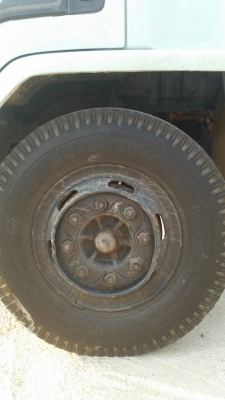 ขายรถ6ล้อดั้ม isuzu ร็อคกี้ เครื่อง6bd1 160แรง  สภาพดีพร้อมใช้  แอร์เย็น คัชซีสวย สนใจ099-2489947