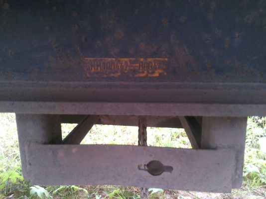 ขายหาง พื้นเรียบ สามมิต 3 เพลา. ยัด  ปี 45.    สนใจติดต่อ  081 - 6079515