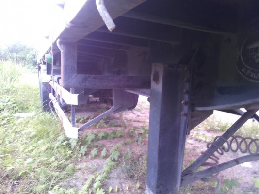 ขายหาง พื้นเรียบ สามมิต 3 เพลา. ยัด  ปี 45.    สนใจติดต่อ  081 - 6079515