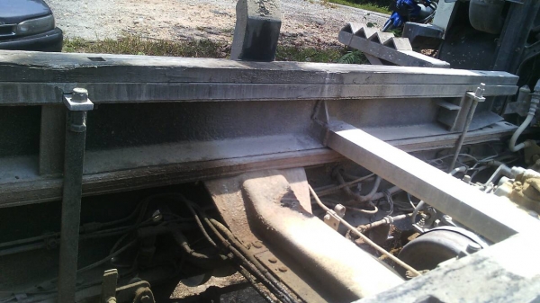 รถมิตซู 10 ล้อดั้ม FN527M - TF  220 แรงม้า. ปี 38.     สนใจติดต่อ  081 - 6079515