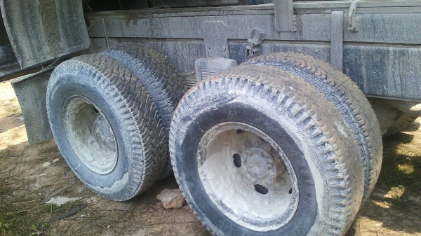 รถมิตซู 10 ล้อดั้ม FN527M - TF  220 แรงม้า. ปี 38.     สนใจติดต่อ  081 - 6079515