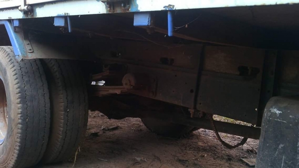 ขายรถ6ล้อ โดยสาร เครื่อง100แรง รถสวยพร้อมใช้งาน เอกสารพร้อมโอน สนใจโทร 090-8588220คุณนะ 093-3258446คุณบิว หรือเข้าดูสินค้าอื่นๆได้ที่ www.truck.in.th/498 หรือเพจFacebook ณรงค์ ซื้อขายรถมือสอง (เว็บไซต์ส่วนตัว) หรือFacebook คุณนะ รถบรรทุก