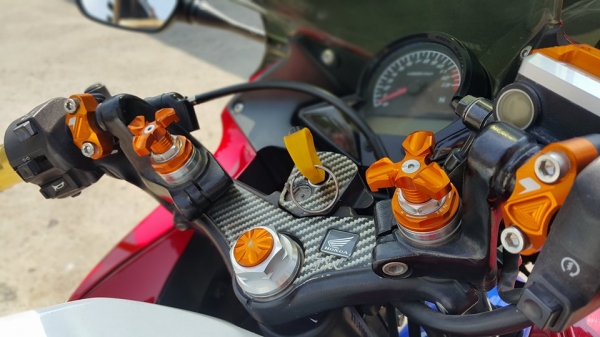 CBR150 2011 วิ่งน้อย ของแต่ง Biker แท้ท่วมคัน สวยไม่แพง ต่อรองได้