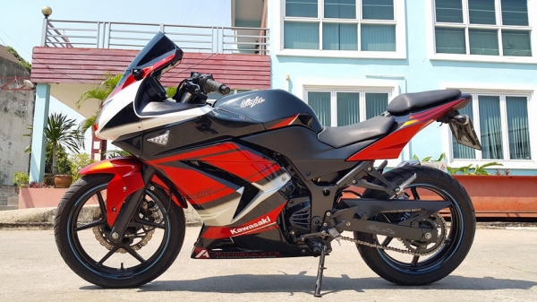 Ninja250 2012 เจ้าของมือเดียว รถสวย วิ่งน้อย เท่ไม่เหมือนใคร ต่อรองราคาได้จ้า Ninja250 2012 เจ้าของมือเดียว รถสวย วิ่งน้อย เท่ไม่เหมือนใคร ต่อรองราคาได้จ้า
