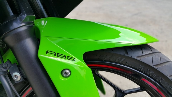 Ninja300 2013 Special Edition วิ่ง 9000 กิโล พร้อมใช้ ต่อรองราคาได้ครับ Ninja300 2013 Special Edition วิ่ง 9000 กิโล พร้อมใช้ ต่อรองราคาได้ครับ