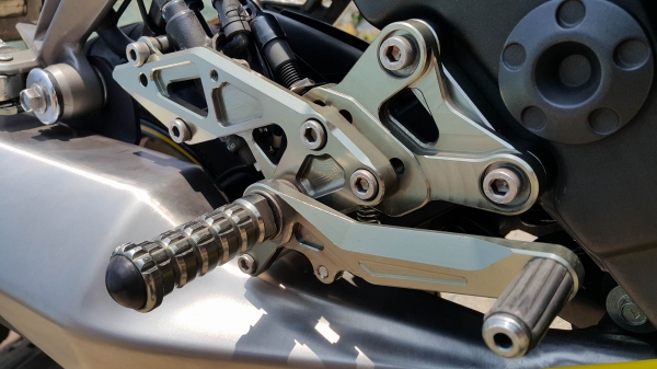 Z300 2015 วิ่งแค่ 3,000 กิโล มี ABS Slipper Clutch แต่งสวย ไม่แพง ต่อรองได้ครับ Z300 2015 วิ่งแค่ 3,000 กิโล มี ABS Slipper Clutch แต่งสวย ไม่แพง ต่อรองได้ครับ