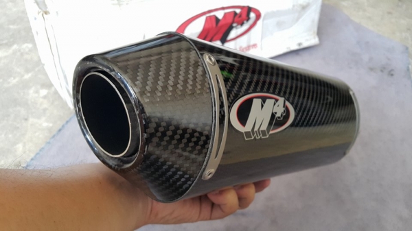 M4 แท้ สำหรับ CB500 ตรงรุ่น ใช้ไม่เกิน 2,000 กิโล ขายไม่แพง