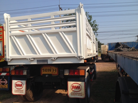 ลูกพ่วงสามมิตร  สามเพลาดั้ม