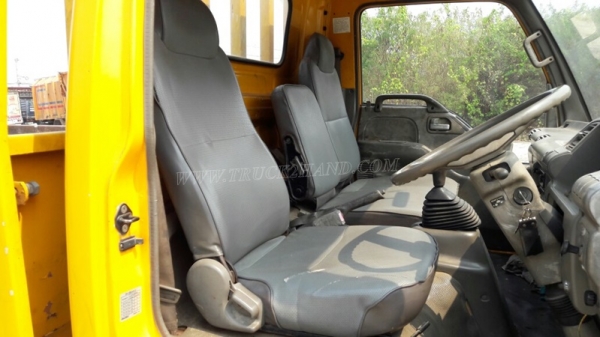 รถบรรทุก 6 ล้อ ISUZU   รถใช้งานได้ปกติ   เอกสารพร้อมโอน