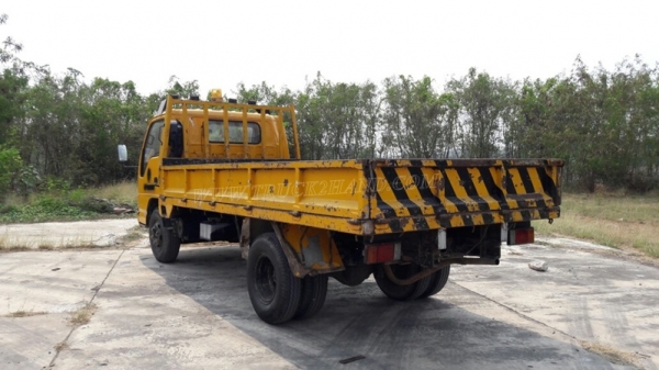 รถบรรทุก 6 ล้อ ISUZU   รถใช้งานได้ปกติ   เอกสารพร้อมโอน