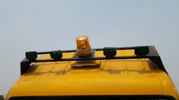 รถบรรทุก 6 ล้อ ISUZU   รถใช้งานได้ปกติ   เอกสารพร้อมโอน