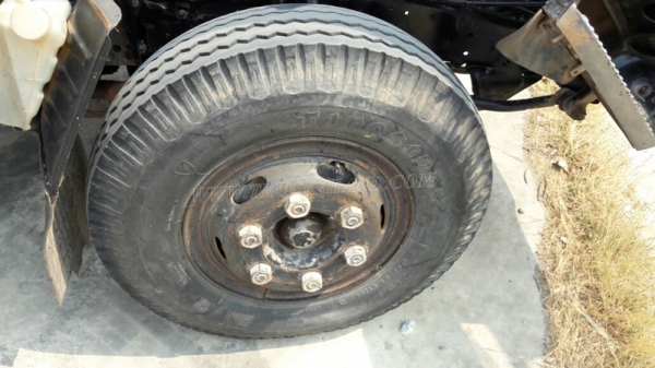 รถบรรทุก 6 ล้อ ISUZU   รถใช้งานได้ปกติ   เอกสารพร้อมโอน