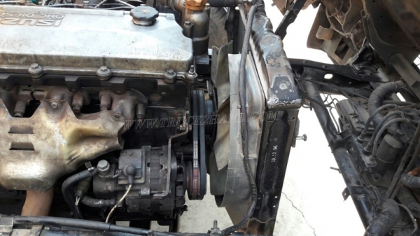 รถบรรทุก 6 ล้อ ISUZU   รถใช้งานได้ปกติ   เอกสารพร้อมโอน